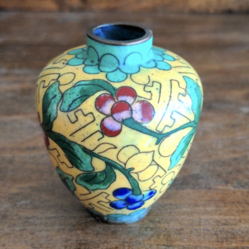 Vintage Real Glass Cloisonne Floral Vase, Chinese Antiques